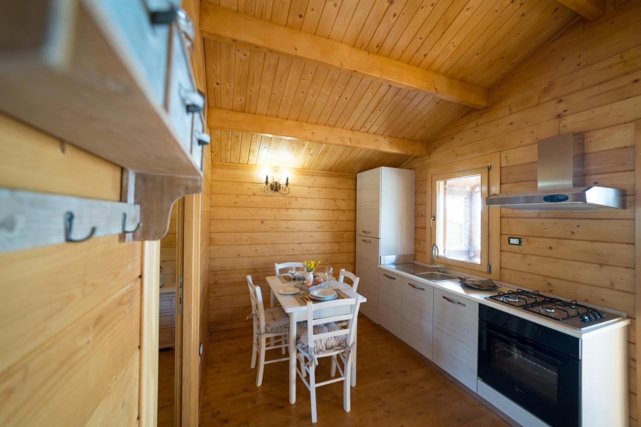 Chalet Tenuta Lacco 푸르나리 외부 사진